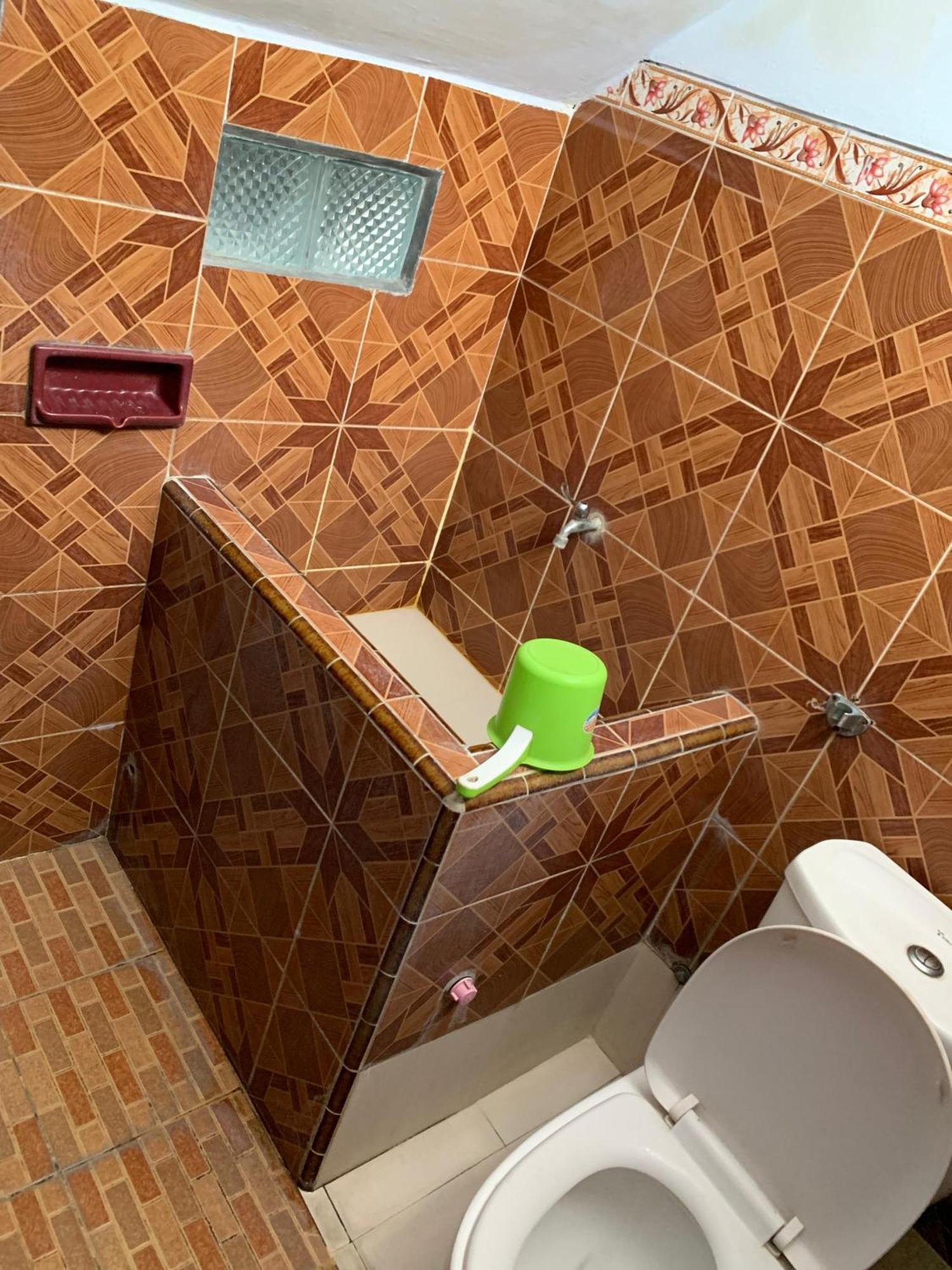 Griyo Tombo Kangen Sarangan Exteriör bild