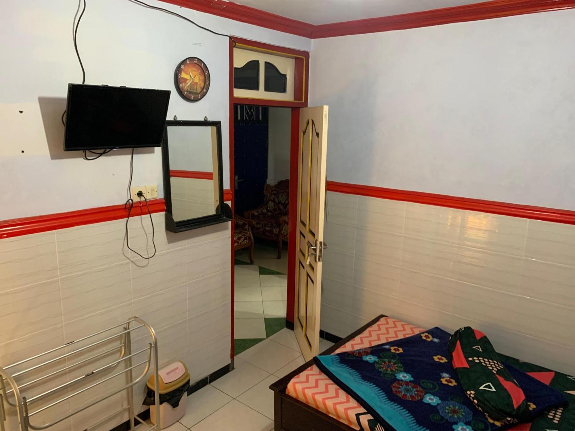 Griyo Tombo Kangen Sarangan Exteriör bild